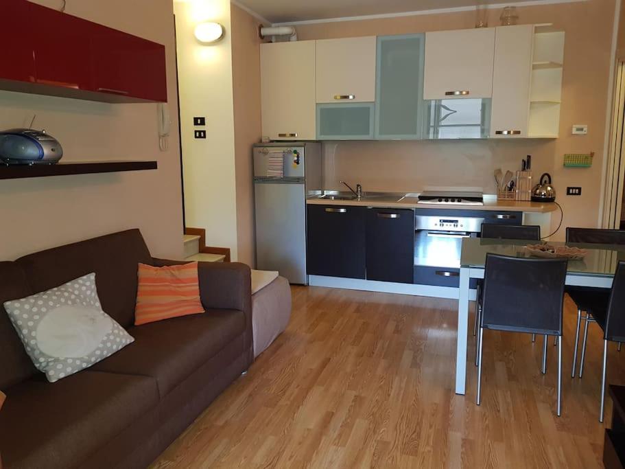 Casa Clusane D'Iseo 2 Passi Dal Lago 外观 照片
